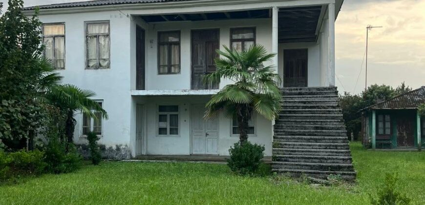 House near Zugdidi in the village of Kakhati
